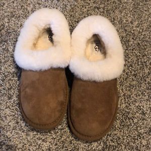 Ugg tan and fur slippers